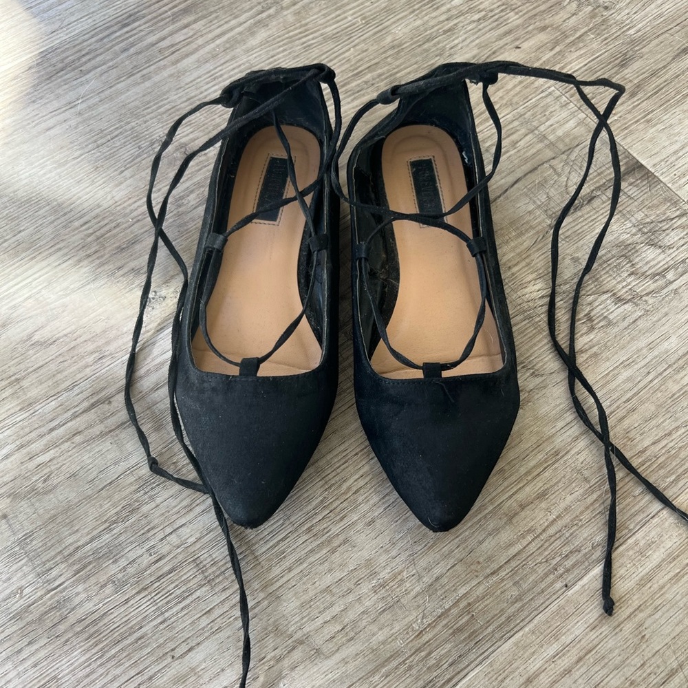 Pointy Toe Ankle Strap Lace Up Flats